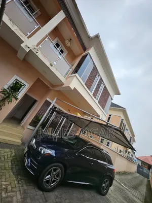4-Bedroom Duplex don haya, Chevron Drive