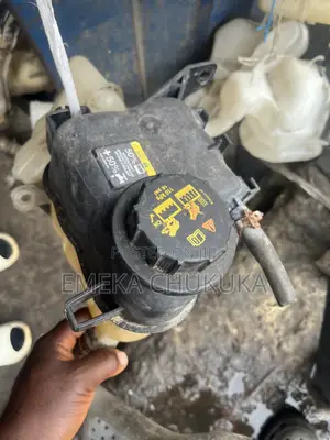 Water Reservoir Ford Explorer (2011-2014)