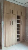 Wurin Saka Tufafi na Katako da Shelfe - Sabo - 1