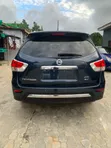 Nissan Pathfinder SV 4WD na 2015 - 4