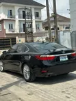 Lexus ES 2014 Black - 2