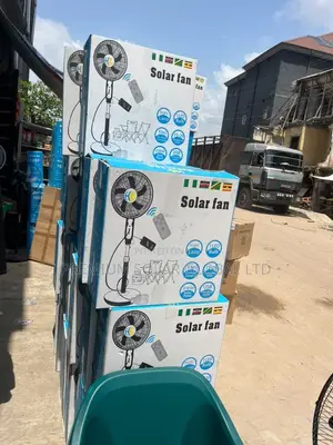 Holy Grace 197F Fan mai Amfani da Hasken Rana tare da Remote & LED