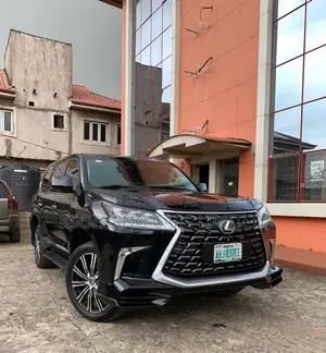 Lexus LX 570 2012 Black