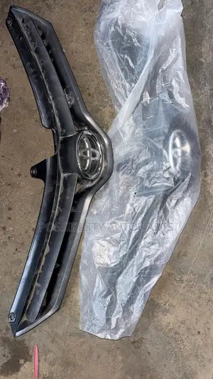 Sabon Front Grille na Toyota Corolla (2014-2017)