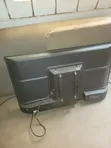 Hisense 32-Inch Smart TV (Model 32A4H) - 2