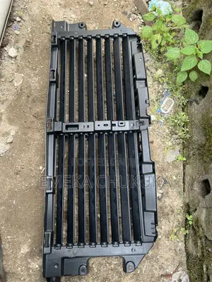 Ford F-150 Bumper Shutter (2015-2018)