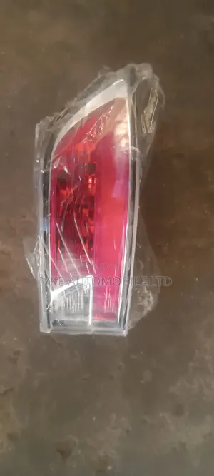 Lexus GX460 2017 Rear Bumper Reflector