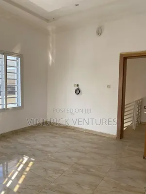 Gidan Kwana 1-Bedroom Mai Raba a Lekki Osapa London