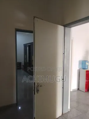 Gidan Kwalta Mai Dakuna 5 da Kayayyaki a NAF Valley Estate, Asokoro don Hayarwa