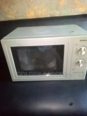 Amica Microwave Oven