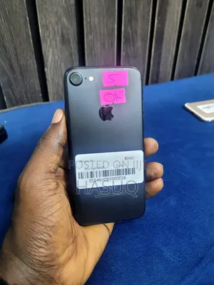 Apple iPhone 7 32GB Black (UK Used)