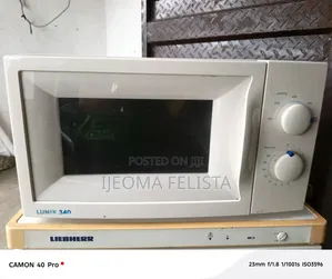Lunt Microwave Oven (German Used)