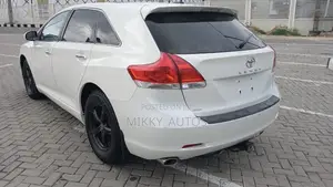 Toyota Venza 2012 Fari