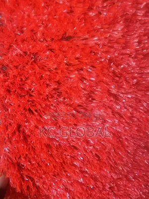 Good Quality Artificial Grass 15mm - Purple, Red, Black