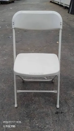 Kujerar Waje Mai Ninka - Sabuwa