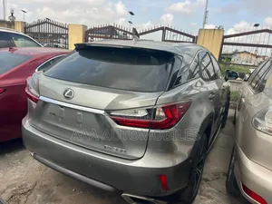 Lexus RX 350 2017 Gold