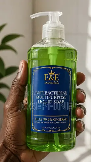 Essentials Man Fitar Da Sabulu Mai Yawa