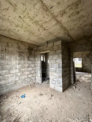 4-Bedroom Duplex Carcass Don Sayarwa a Life Camp, Abuja