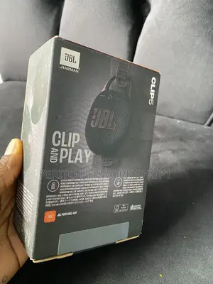 JBL Clip 5 Mai Ɗaukar Hannu Mai Haɗa Bluetooth