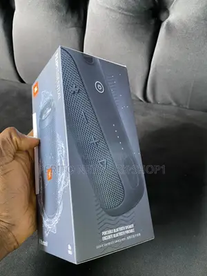 JBL Flip Essential Speaker