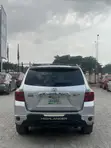 Toyota Highlander 2011 Silver - 2