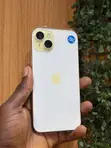Apple iPhone 15 Plus 256GB Yellow - 3