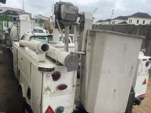 Ford Manlift Truck - Used