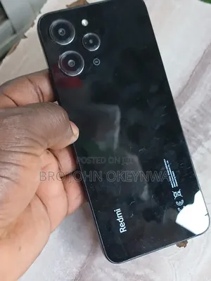 Xiaomi 12 256GB Baki