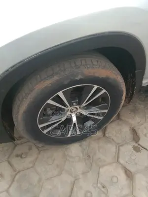 Toyota Highlander 2019 Silver