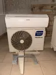 1.5 HP Polystar Inverter Split AC tare da Kit - 1