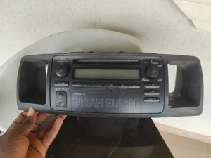 OEM Toyota Corolla Radio CD Player (2003-2007)