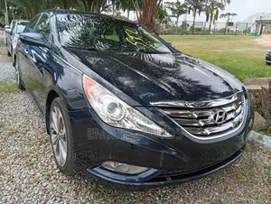 Hyundai Sonata Limited 2.0T Sedan 2013 Black