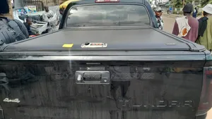 Retractable Rolling Boot Cover for Toyota Tundra