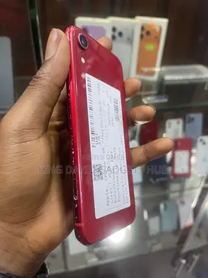 Apple iPhone XR 64GB Red
