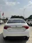 Toyota Corolla 2016 White - 2