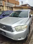 Toyota Highlander 2010 Silver - 1