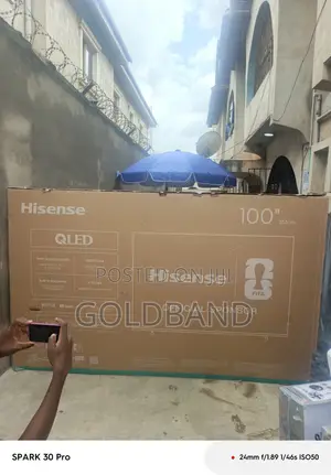 Hisense 100" QLED Smart TV - Sabon Abu