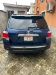 Toyota Highlander 2012 Blue - 5