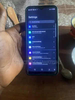 Tecno Spark 8C 64GB Baki