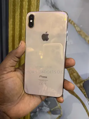 Apple iPhone XS Max 64GB Gold