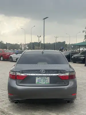 2014 Lexus ES350 Full Option
