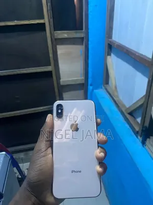 Apple iPhone XS 64GB Fari