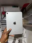 Apple iPad (2022) 64GB Silver - 1