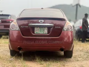 Nissan Altima 2.5 SL 2010 Burgundy