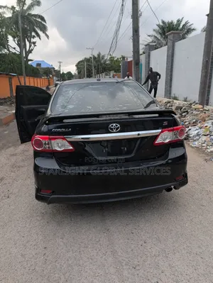 2013 Toyota Corolla Sport - Babu Hatsari