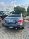 Mercedes-Benz E400 2018 Gray - 3