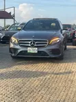 Mercedes-Benz E400 2018 Gray - 5