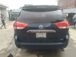 Toyota Sienna XLE 2011 Blue - 2