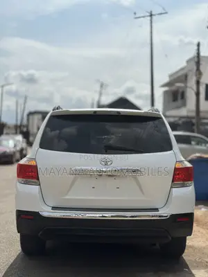 2011 Toyota Highlander Limited White