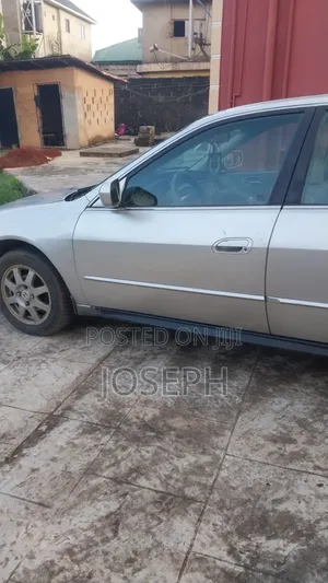 Honda Accord 2006 Silver